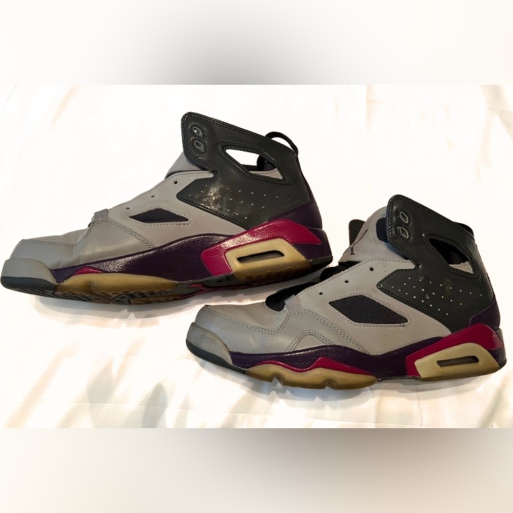 Nike Jordan Hightop Women's Sneakers in Gray and‎ Purple